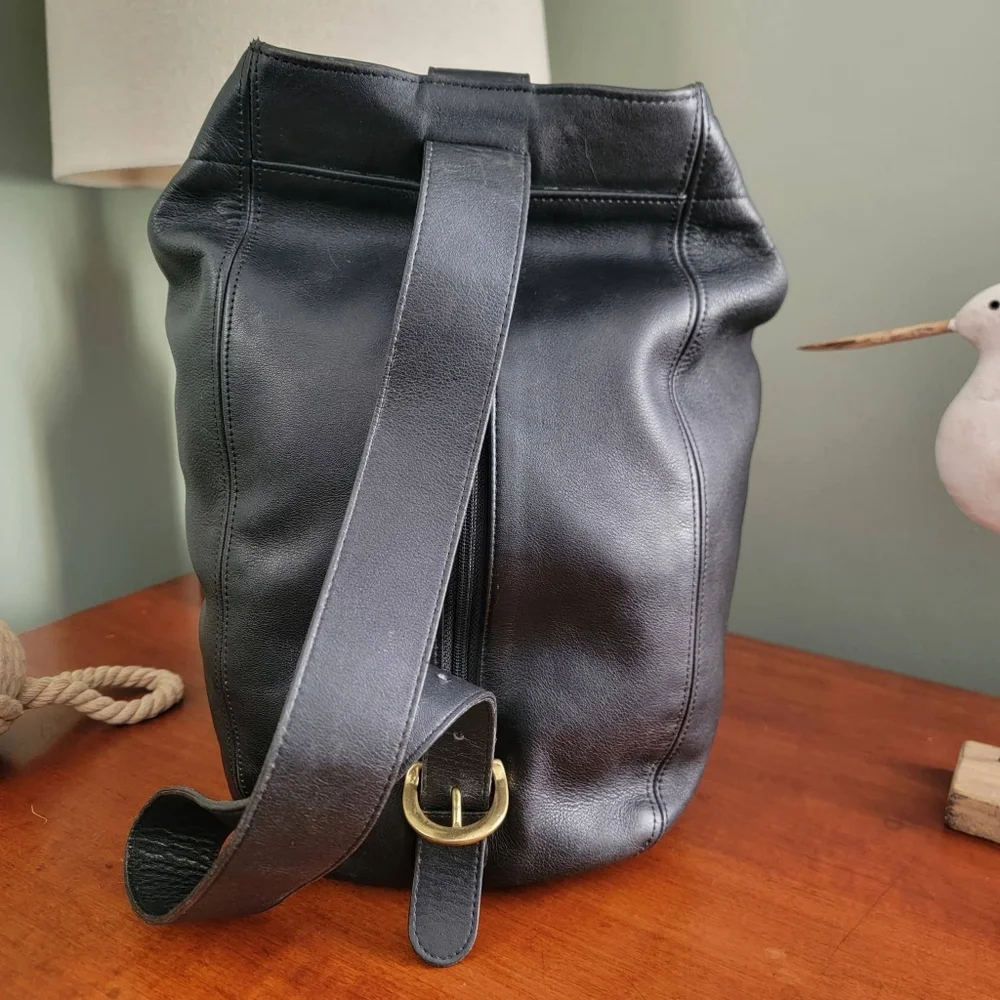 Coach 4160 Soho Sling Backpack Black Leather Vintage Y2K